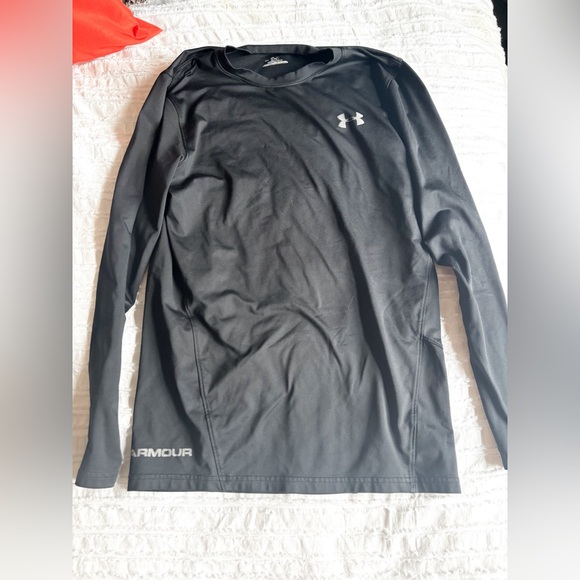 UNDER ARMOUR, long sleeve top - Picture 1 of 4